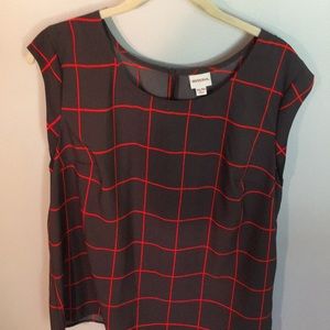 Gray and red sleeveless top